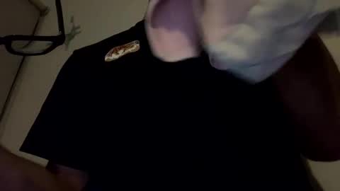 Snapshot of dabeibe chatting on October 27, 2:15 am Jewbb online show from October 27, 2:15 am