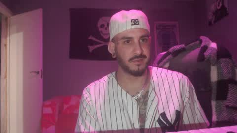 Snapshot of dabirdfree chatting on September 26, 9:52 pm Destroyer online show from September 26, 9:52 pm