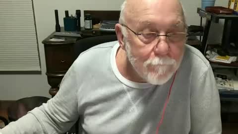 Snapshot of dack47 chatting on March 6, 4:30 am dack47 online show from March 6, 4:30 am