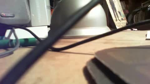 Snapshot of dacredleg chatting on October 8, 3:20 pm dacredleg online show from October 8, 3:20 pm