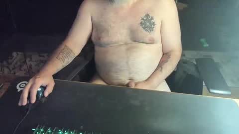 Snapshot of dadbodfatrod chatting on September 10, 12:10 am Daddy online show from September 10, 12:10 am