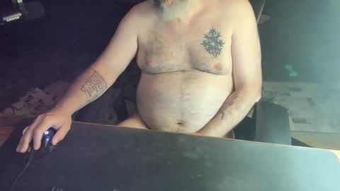 Snapshot of dadbodfatrod chatting on September 21, 11:50 pm Daddy online show from September 21, 11:50 pm