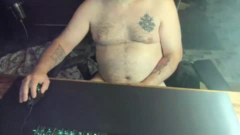 Snapshot of dadbodfatrod chatting on October 5, 3:10 pm Daddy online show from October 5, 3:10 pm