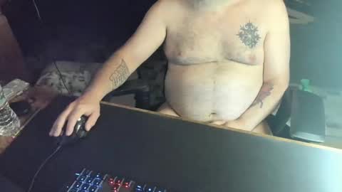 Snapshot of dadbodfatrod chatting on October 26, 8:59 pm Daddy online show from October 26, 8:59 pm