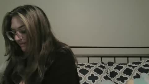 Snapshot of daddies_princesss chatting on September 15, 11:05 pm daddies_princesss online show from September 15, 11:05 pm