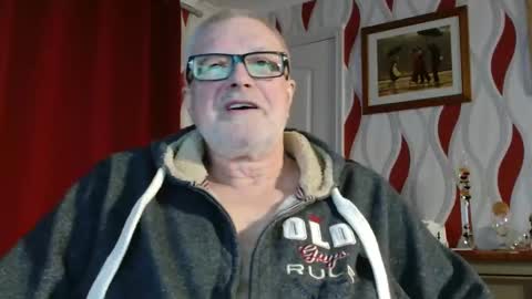 Brian ... online show from January 14, 9:09 pm