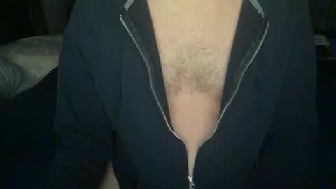 daddnextdoor online show from March 11, 5:35 am