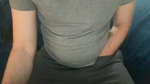 daddnextdoor online show from April 28, 7:52 pm