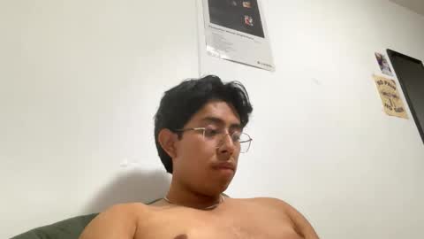 Snapshot of daddy_brunito chatting on September 22, 1:29 am daddy_brunito online show from September 22, 1:29 am