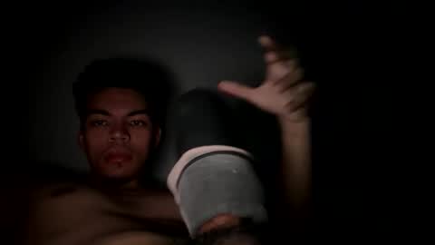 Snapshot of daddy_long_legs25 chatting on June 8, 3:18 am daddy_long_legs25 online show from June 8, 3:18 am