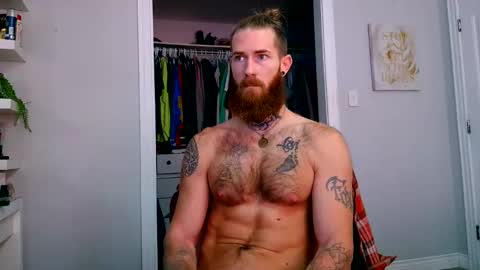 Snapshot of daddyafterdark1 chatting on June 1, 2:52 pm daddyafterdark1 online show from June 1, 2:52 pm