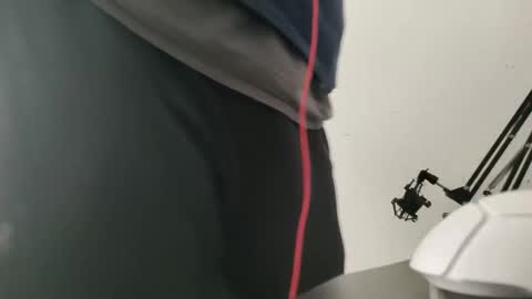 Daddybody89 online show from February 21, 9:43 pm