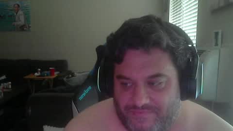Snapshot of daddybody4u chatting on April 14, 7:42 pm daddybody4u online show from April 14, 7:42 pm