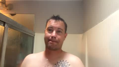 Snapshot of daddycam33 chatting on July 9, 11:20 pm DaddyCam33 online show from July 9, 11:20 pm