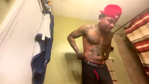 sexy tatted king bbc online show from October 20, 4:46 am