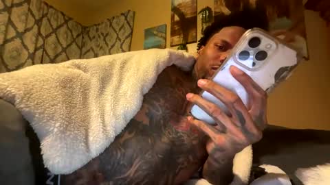 sexy tatted king bbc online show from February 21, 4:13 am