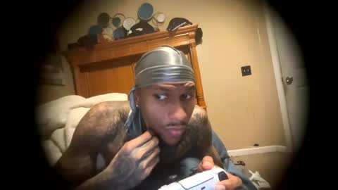 sexy tatted king bbc online show from March 13, 5:58 am