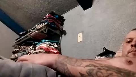 daddymike008 online show from December 20, 6:26 pm