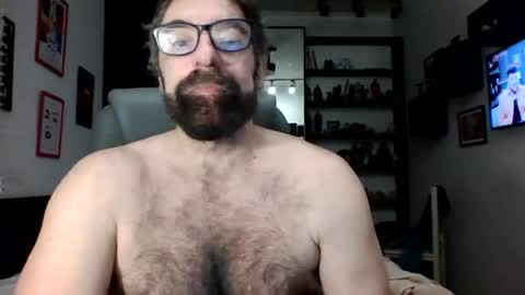 Snapshot of daddymusclebearrio chatting on August 3, 4:22 am daddymusclebearrio online show from August 3, 4:22 am