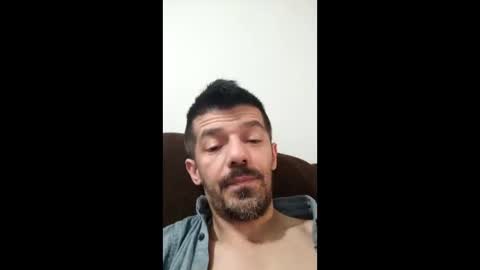 Snapshot of daddynextdoor86 chatting on June 5, 8:20 am daddynextdoor86 online show from June 5, 8:20 am