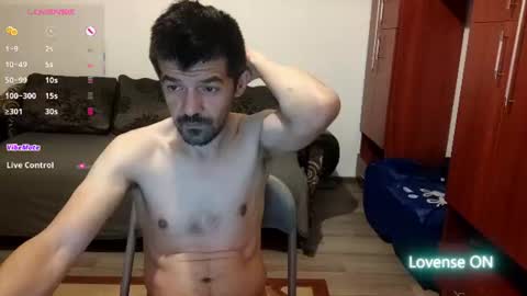 Snapshot of daddynextdoor86 chatting on June 18, 11:31 pm daddynextdoor86 online show from June 18, 11:31 pm