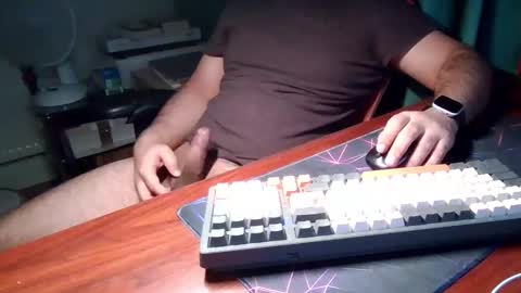 Snapshot of daddypimp3 chatting on September 15, 10:43 pm Paul online show from September 15, 10:43 pm