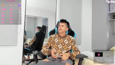 Snapshot of daddyrich4u chatting on September 26, 1:42 am daddyrich4u online show from September 26, 1:42 am