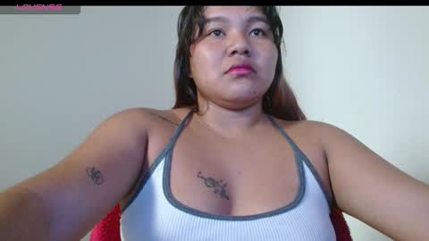 Thalya online show from November 29, 3:04 pm