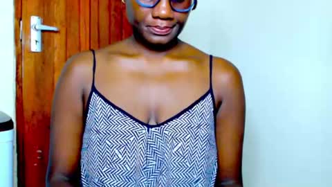 Snapshot of daddys_naughtyslut chatting on July 5, 12:50 am tee online show from July 5, 12:50 am