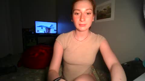 Snapshot of daddysdollhouse chatting on February 26, 3:53 am Saoirse online show from February 26, 3:53 am