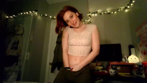 Snapshot of daddysdollhouse chatting on September 26, 4:16 am Saoirse online show from September 26, 4:16 am