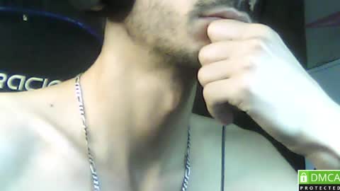 Snapshot of daddyselim chatting on June 18, 11:25 am the alpha online show from June 18, 11:25 am