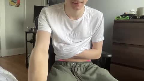 Snapshot of daddysfavorite01 chatting on March 19, 2:10 pm daddys boy online show from March 19, 2:10 pm