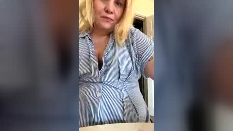 daddysgirl24246x online show from July 13, 7:00 am