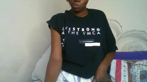 Snapshot of daddyslove_ chatting on September 14, 4:44 am Daddys love online show from September 14, 4:44 am