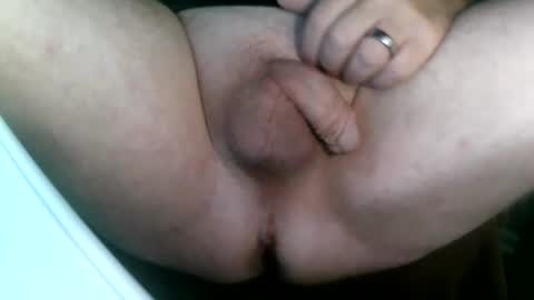 Snapshot of daddysmalls_55 chatting on December 23, 2:45 am daddysmalls online show from December 23, 2:45 am