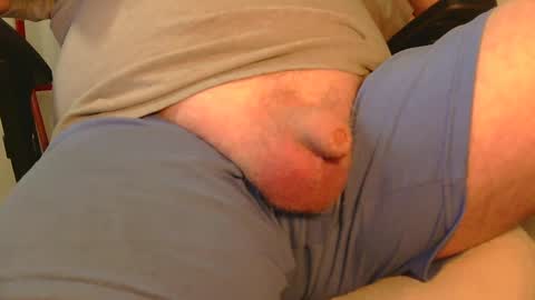 Snapshot of daddysmalls_55 chatting on September 14, 9:25 pm daddysmalls online show from September 14, 9:25 pm