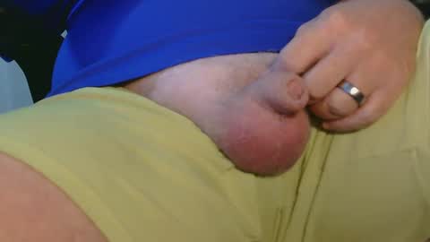 Snapshot of daddysmalls_55 chatting on September 17, 6:53 pm daddysmalls online show from September 17, 6:53 pm