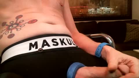 Snapshot of daddytimedeluxe chatting on December 9, 12:56 am DaddyTime online show from December 9, 12:56 am