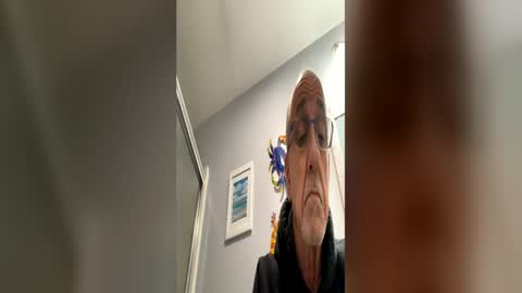 Snapshot of daddyweis chatting on May 15, 5:53 pm daddyweis online show from May 15, 5:53 pm