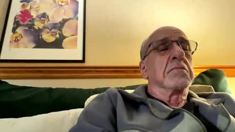 Snapshot of daddyweis chatting on May 23, 6:56 pm daddyweis online show from May 23, 6:56 pm