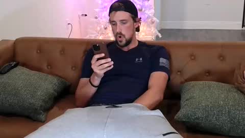 DadGoesWild online show from January 7, 9:06 pm