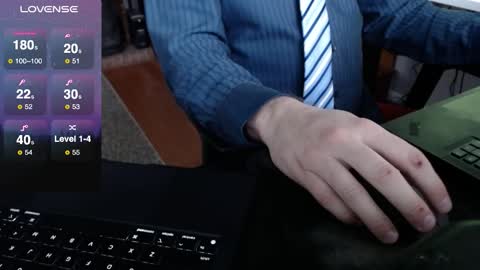 Snapshot of dadssecret69 chatting on March 23, 4:22 pm DadsSecret online show from March 23, 4:22 pm