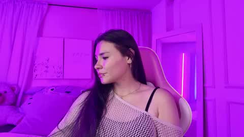 Naomy online show from March 17, 6:55 pm