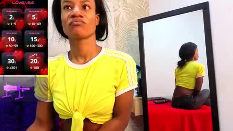 daffnelewis online show from February 26, 11:20 am