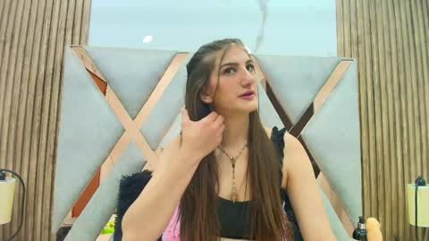 Dafne Castro online show from April 27, 6:28 pm