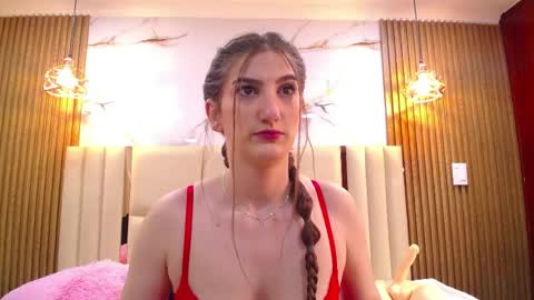 Dafne Castro online show from May 18, 6:36 pm