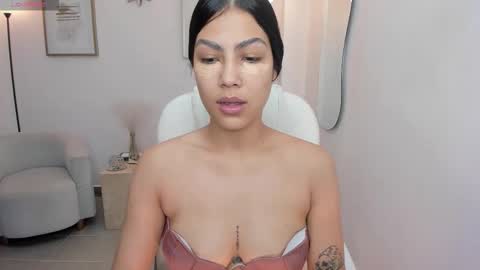 Dafne online show from November 4, 7:02 pm