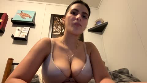 Snapshot of dafnecloutier chatting on January 27, 9:55 pm Dafne 27 Cory-24 online show from January 27, 9:55 pm