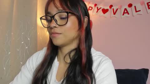 dafnemel online show from February 16, 8:38 pm